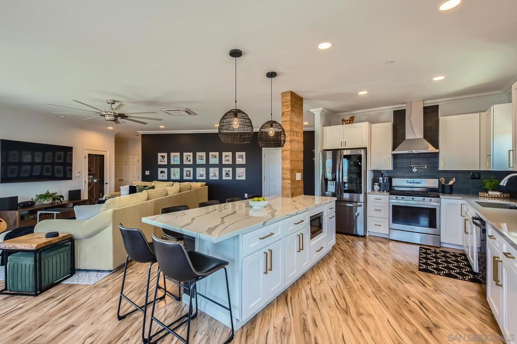 9180 Tokaj Ln.