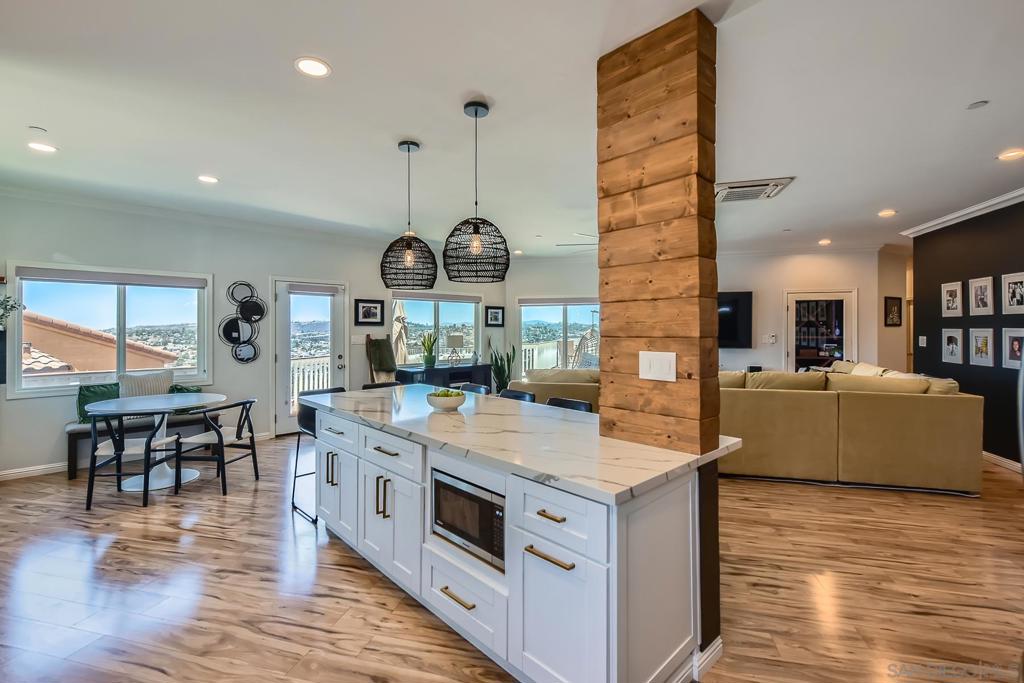 9180 Tokaj Ln.