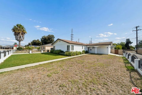Tiny photo for 2914 Paula Street, Oxnard, CA 93033 (MLS # 26990749)