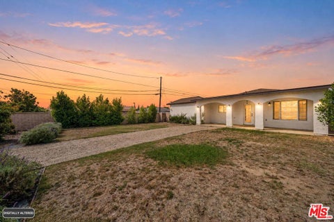 Tiny photo for 2914 Paula Street, Oxnard, CA 93033 (MLS # 26990749)