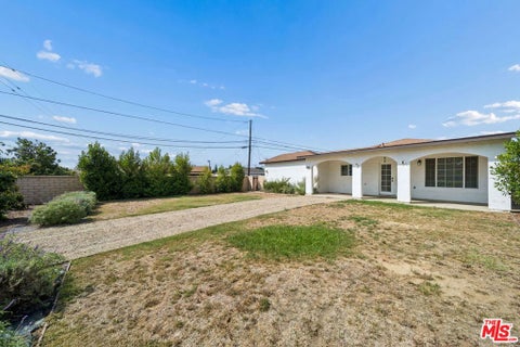 Tiny photo for 2914 Paula Street, Oxnard, CA 93033 (MLS # 26990749)
