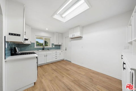 Tiny photo for 2914 Paula Street, Oxnard, CA 93033 (MLS # 26990749)
