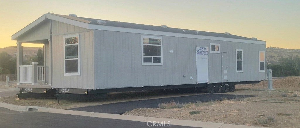 2920 Clark L-6