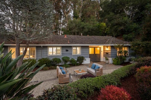 Photo of 3605 Kingridge Drive, San Mateo, CA 94403 (MLS # ML82064445)