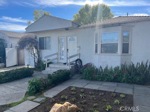 Photo of 1625 Wellesley Avenue, West Los Angeles, CA 90025 (MLS # SR26020610)