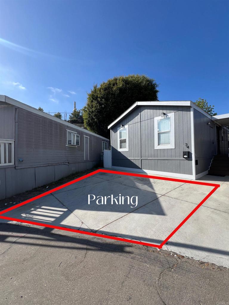 2621 Sweetwater Road 74
