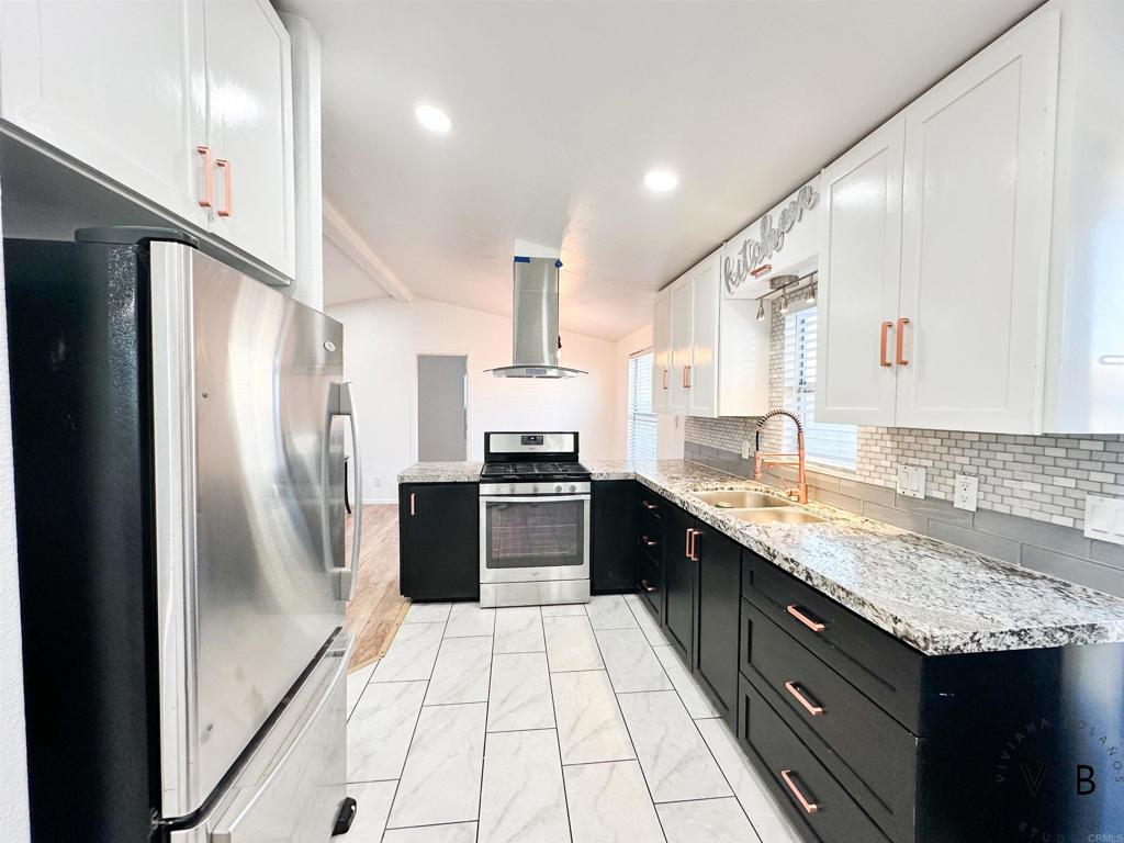 2621 Sweetwater Road 74