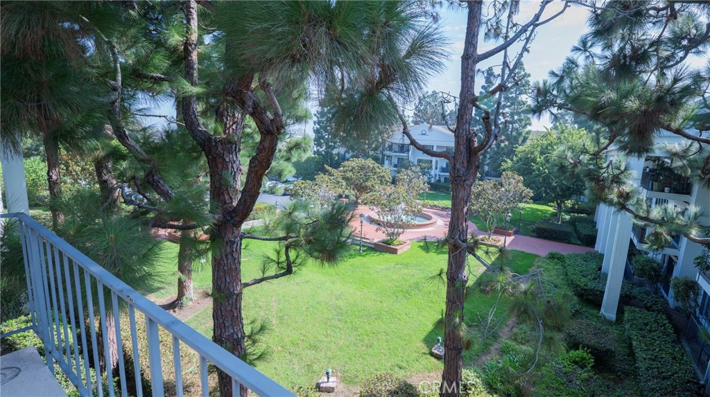 Versailles (VERS) - Residential Lease