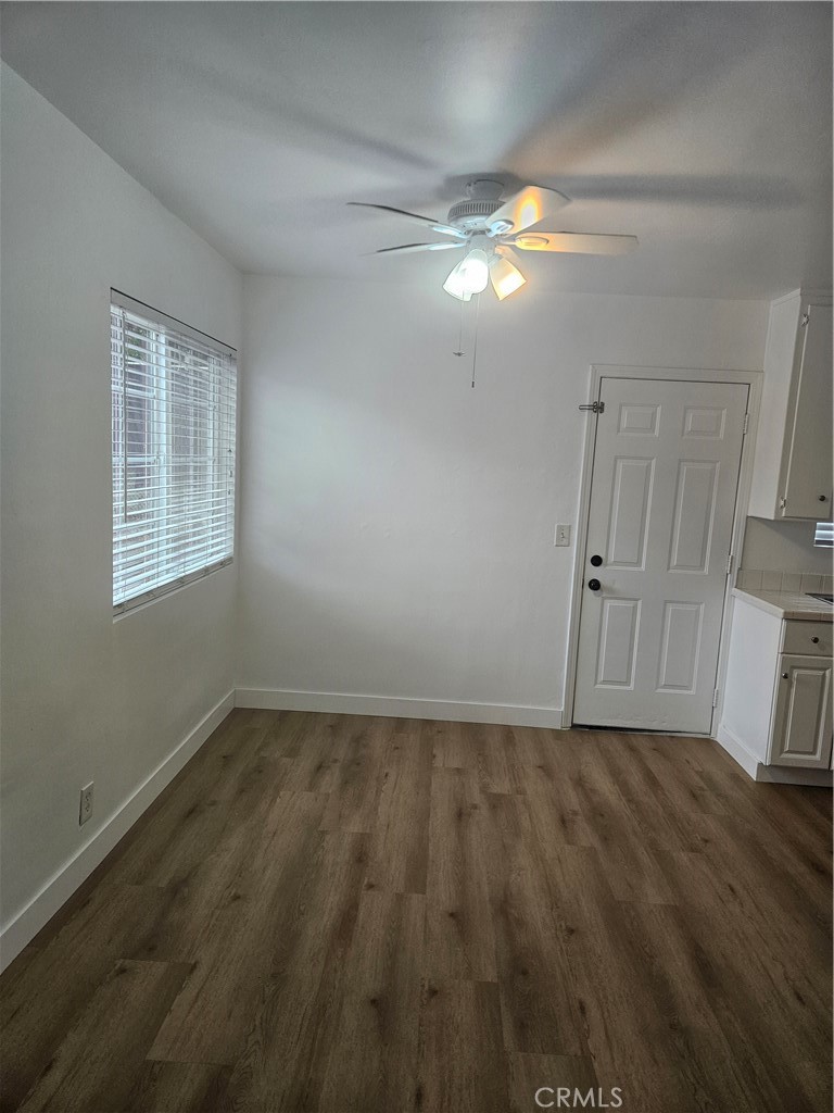 1814 W HOUSTON Avenue