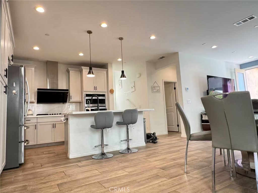 7579 Botany