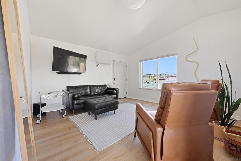 4164 Cherokee Ave G