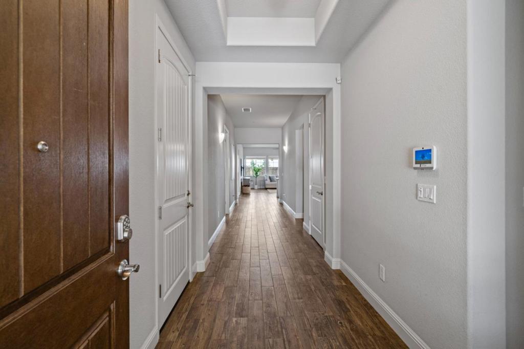 806 Fairywren Court