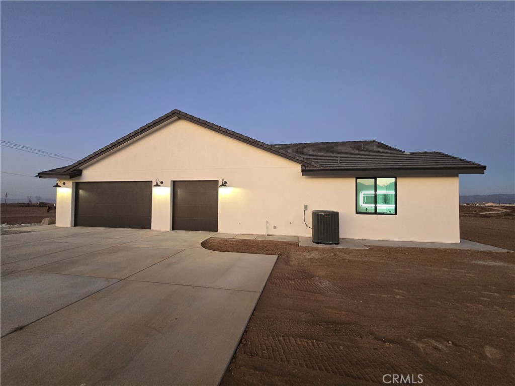 12025 Prairie Trail