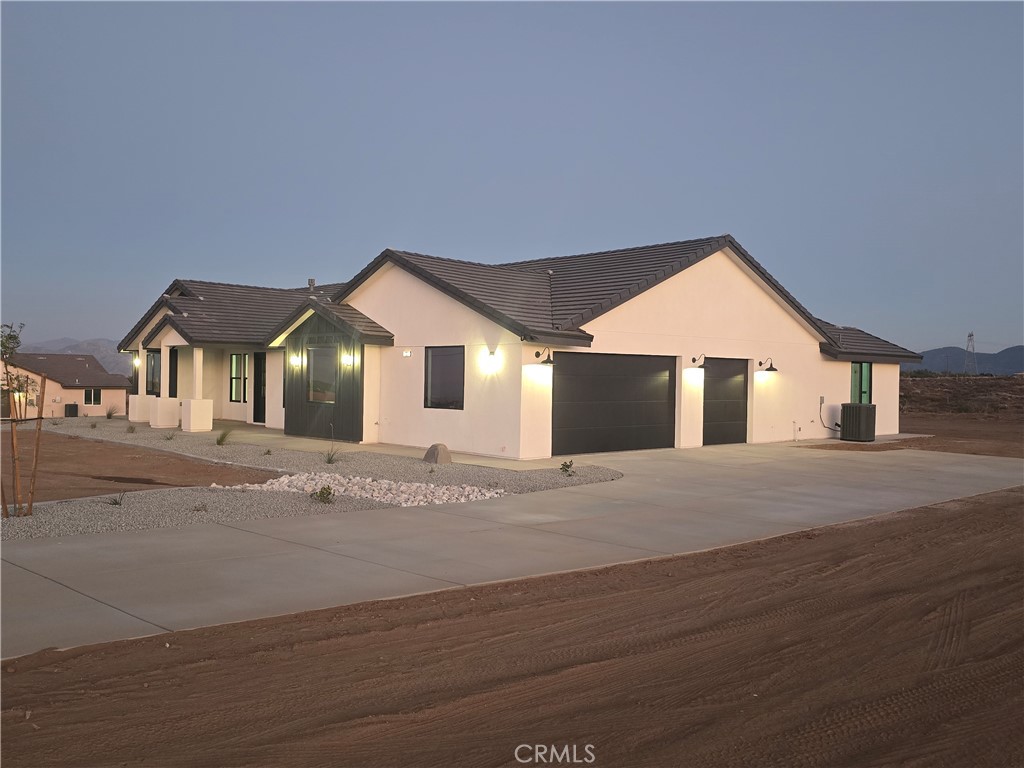 12025 Prairie Trail