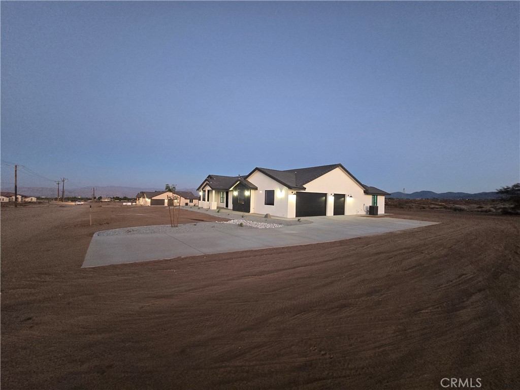 12025 Prairie Trail