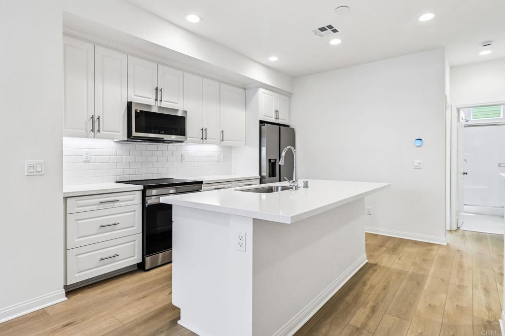 536 Sandstone Court