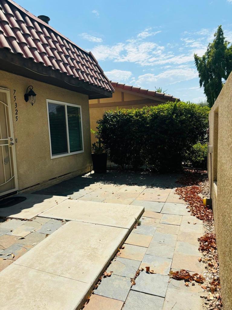 Vista Del Montana - Residential Lease