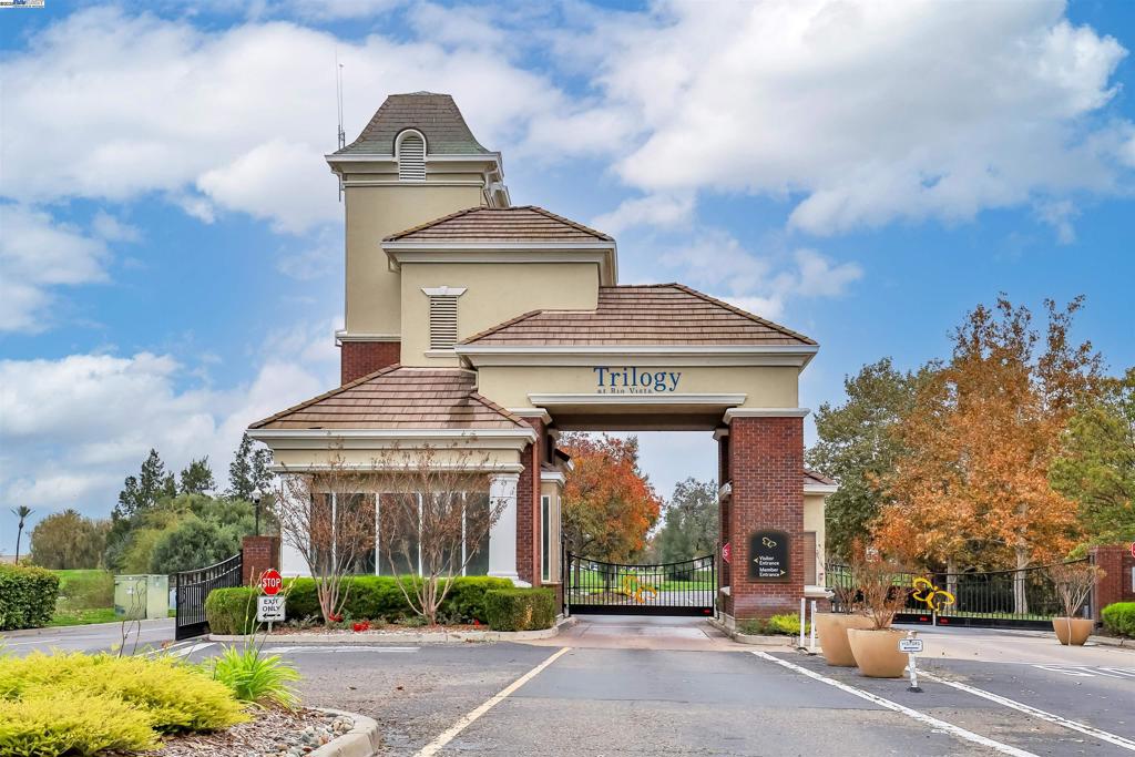 TRILOGY - Residential