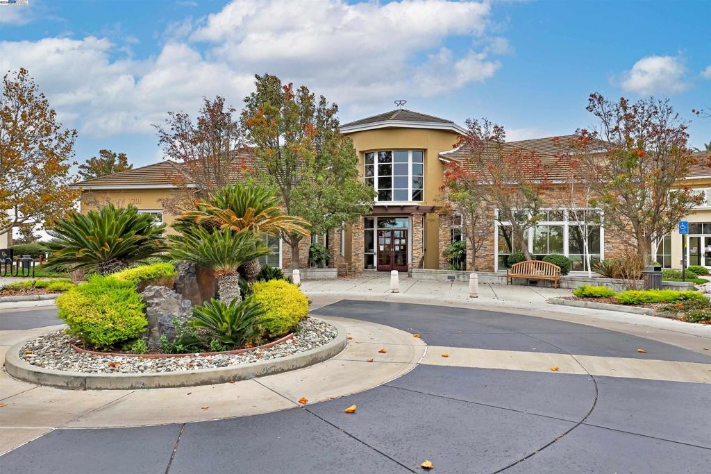 TRILOGY - Residential