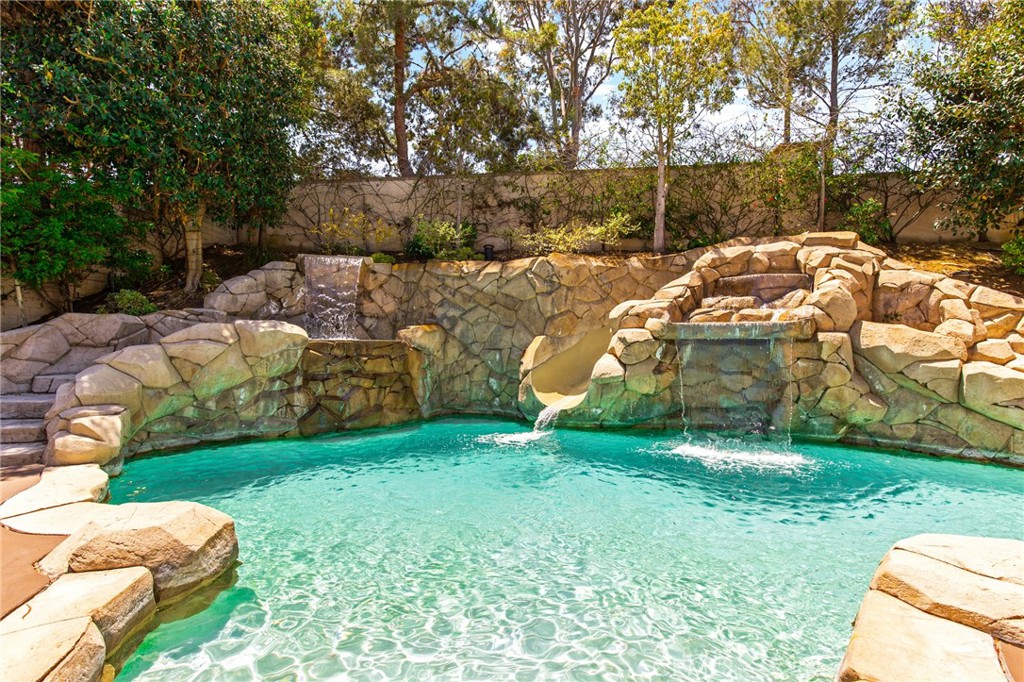 Wyndover Bay (BCYW) - Residential