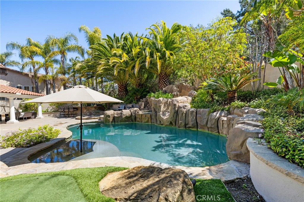 Crestmont - Residential