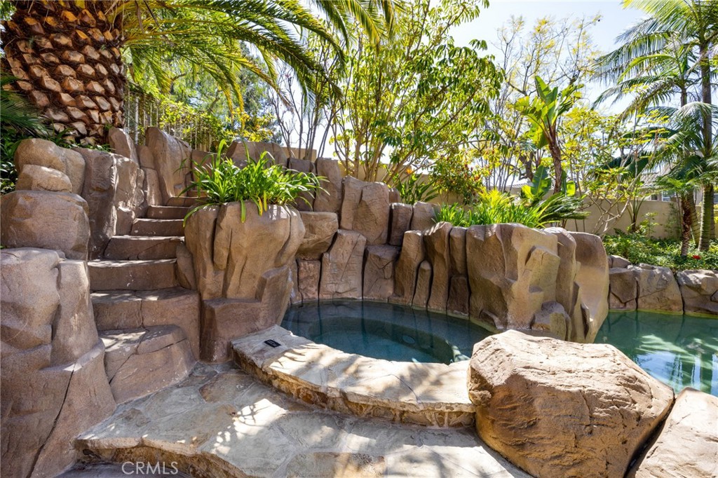 Crestmont - Residential