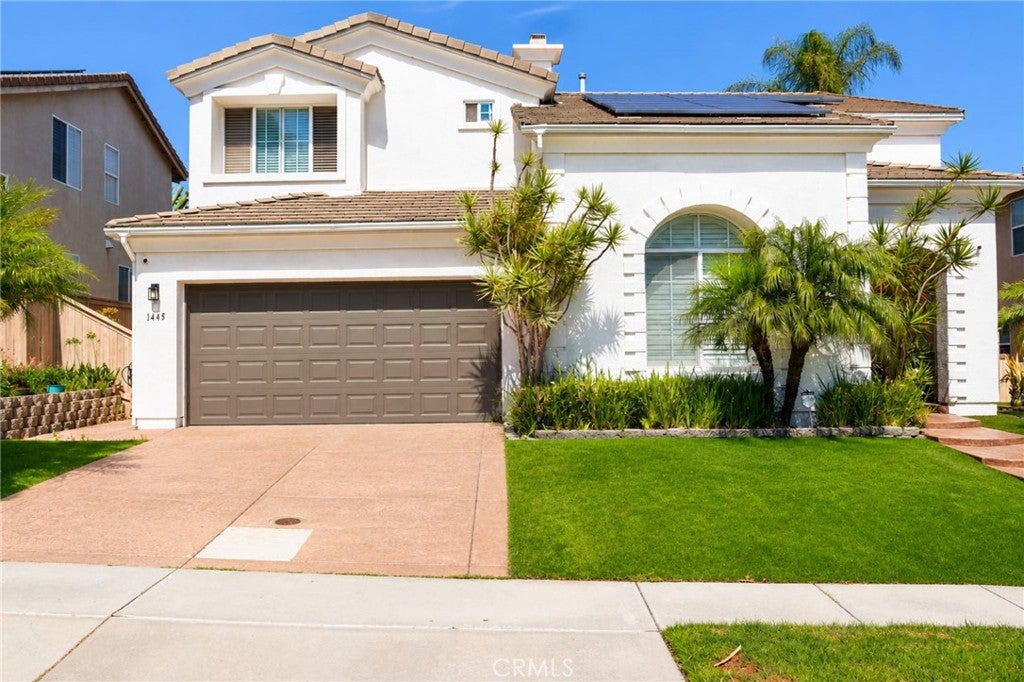 1445 Autumn Hills Dr Drive