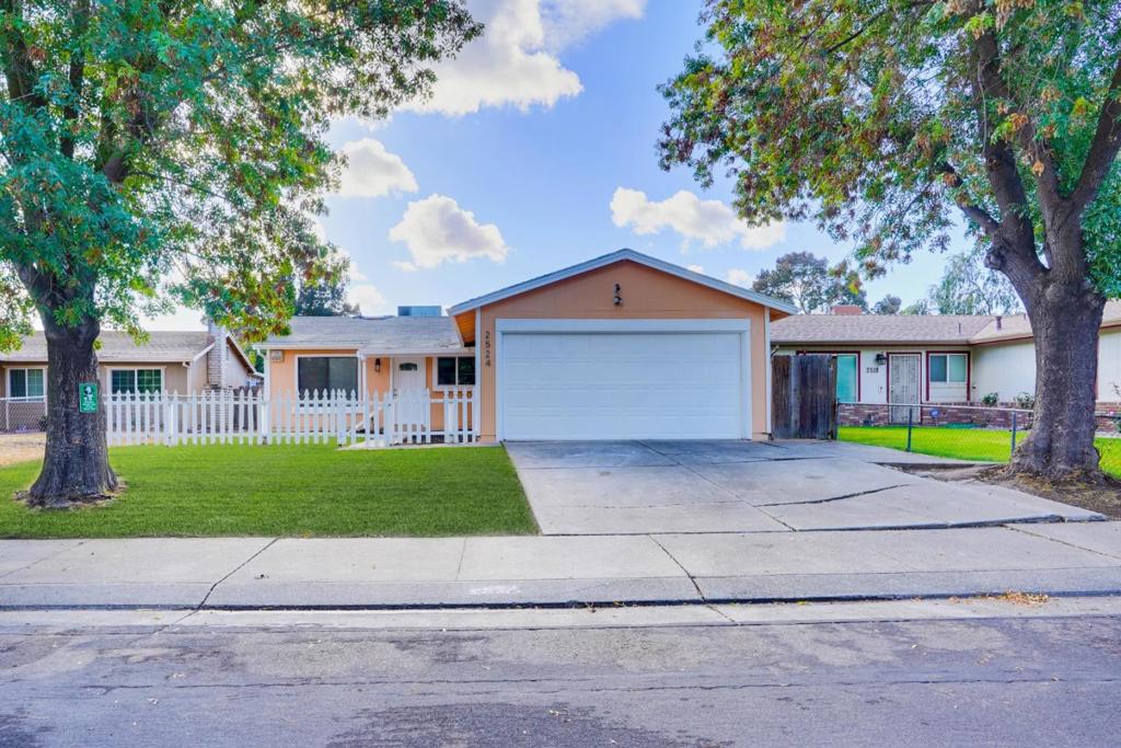Welcome Home! A lovely and peaceful Cul-De-Sac home in a quiet neighborhood. Located at a peaceful North East region of Stockton, close to Morada area and surrounded by many green, beautiful parks. Brand new & completely RENOVATED 3 Bedrooms 2 Baths with open floor plan, spacious kitchen countertop, new flooring, new light fixtures, toilets as fresh paint. Spacious backyard for fresh air & after work relaxation. Plenty of parking spaces. Short distance to Costco Wholesale, Raley's, Walmart, Lowes, groceries, Home Depot, Starbucks, shopping centers, public transportation, restaurants and key businesses retails. Home is closed to many schools as college, as also Stockton Soccer Complex and sports/gyms for entertainment. Convenient access to Freeway 99, 5, main streets: Hammer Ln, March Ln, West Ln. A place for you to call Home.