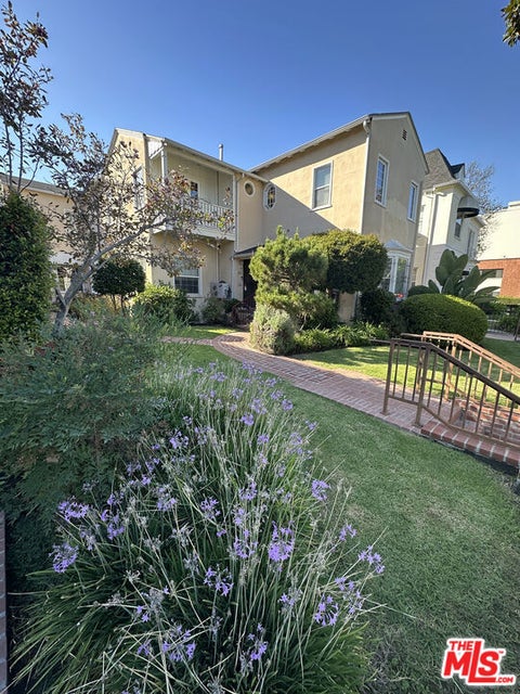 Photo of 205 S Doheny Drive, Beverly Hills, CA 90211 (MLS # 26986261)