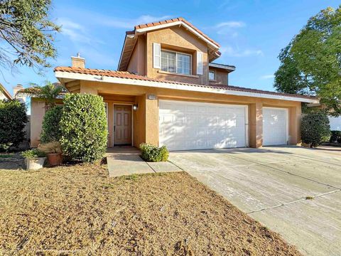 Photo of 27332 Partridge Court, Menifee, CA 92585 (MLS # PTP2508254) Photo of 27332 Partridge Court, Menifee, CA 92585 (MLS # PTP2508254)