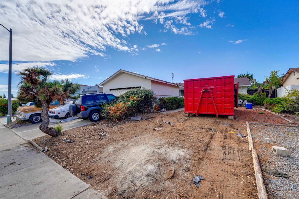 **Investor Opportunity due to condition. Single family home located in the Carlton Oaks community of Santee. This 3 bedroom 2 bathroom 1274 sq ft home is in original condition with signs of deferred maintenance inside and out! Generous sized lot with attached 2 car garage.