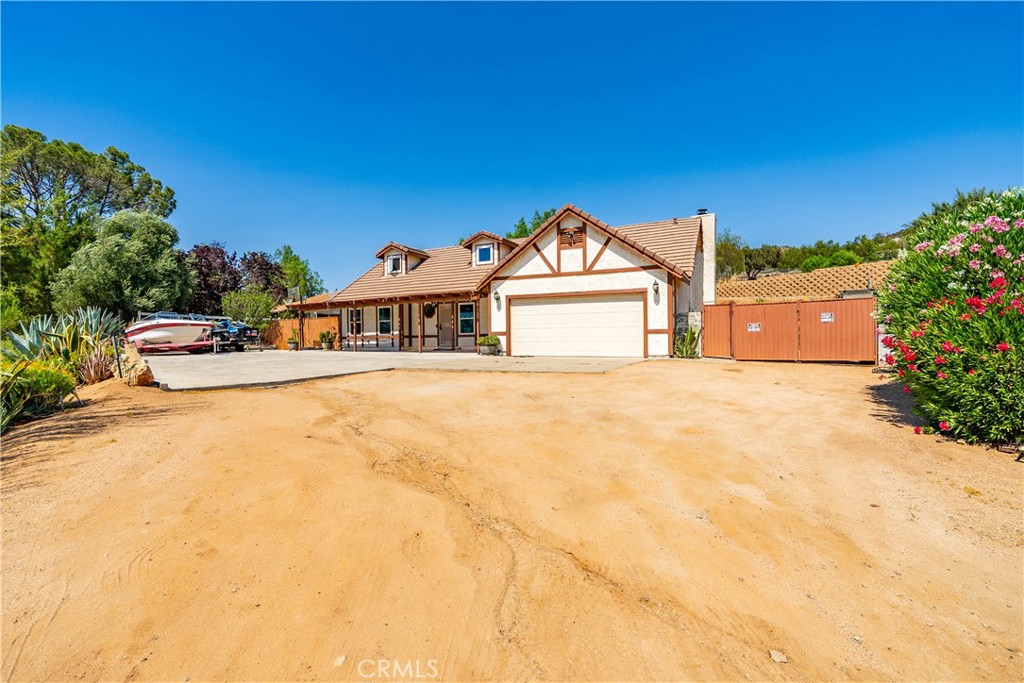 Rancho Santiago (RHST) - Residential