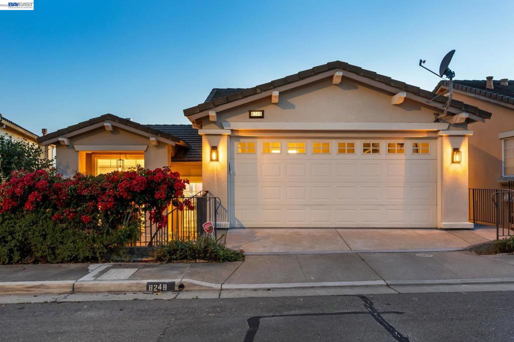 8249 Skyline Cir CIR, Oakland CA 94605