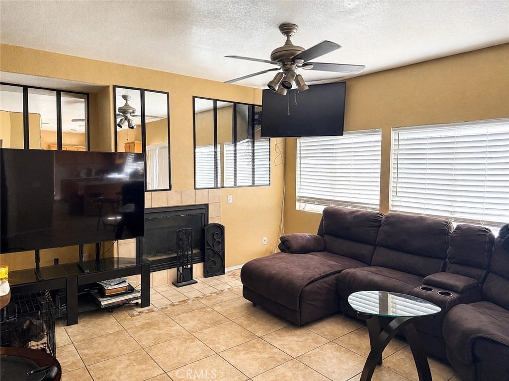 27622 Ethan Allen Way