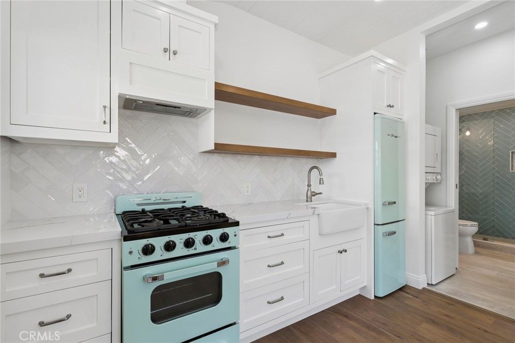 Photo of 489 Jasmine Street St #Back, Laguna Beach, CA 92651 (MLS # LG26056130)