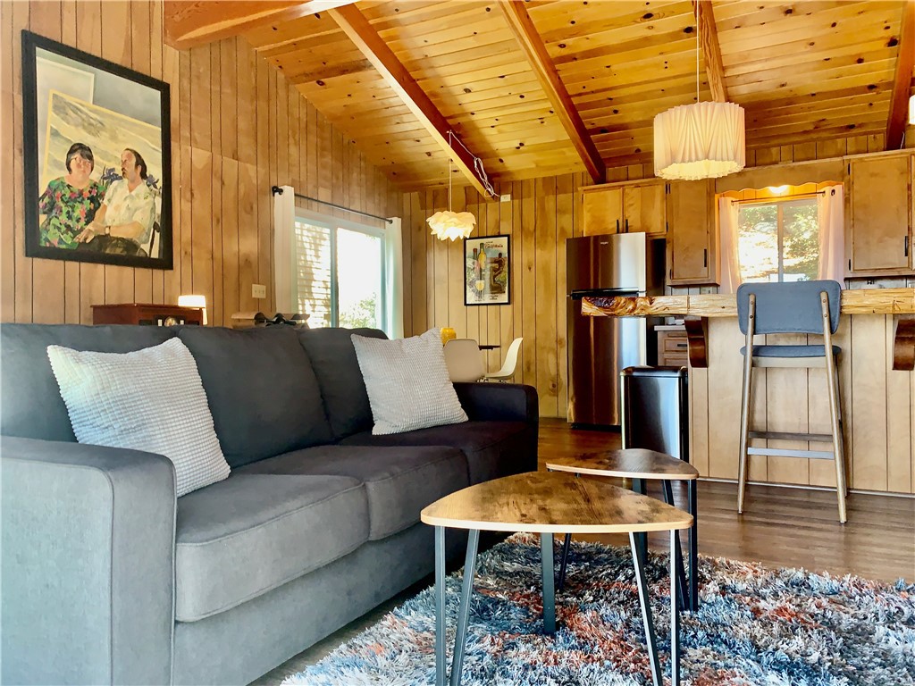 Green Valley Lake (GVLK) - Residential