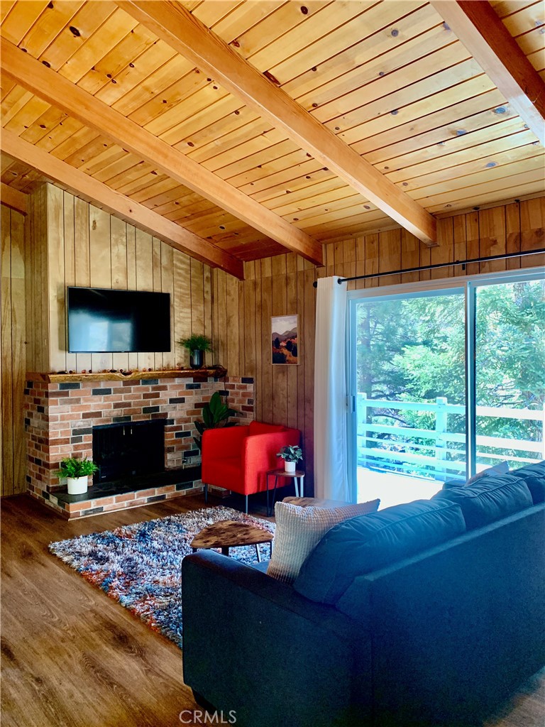 Green Valley Lake (GVLK) - Residential