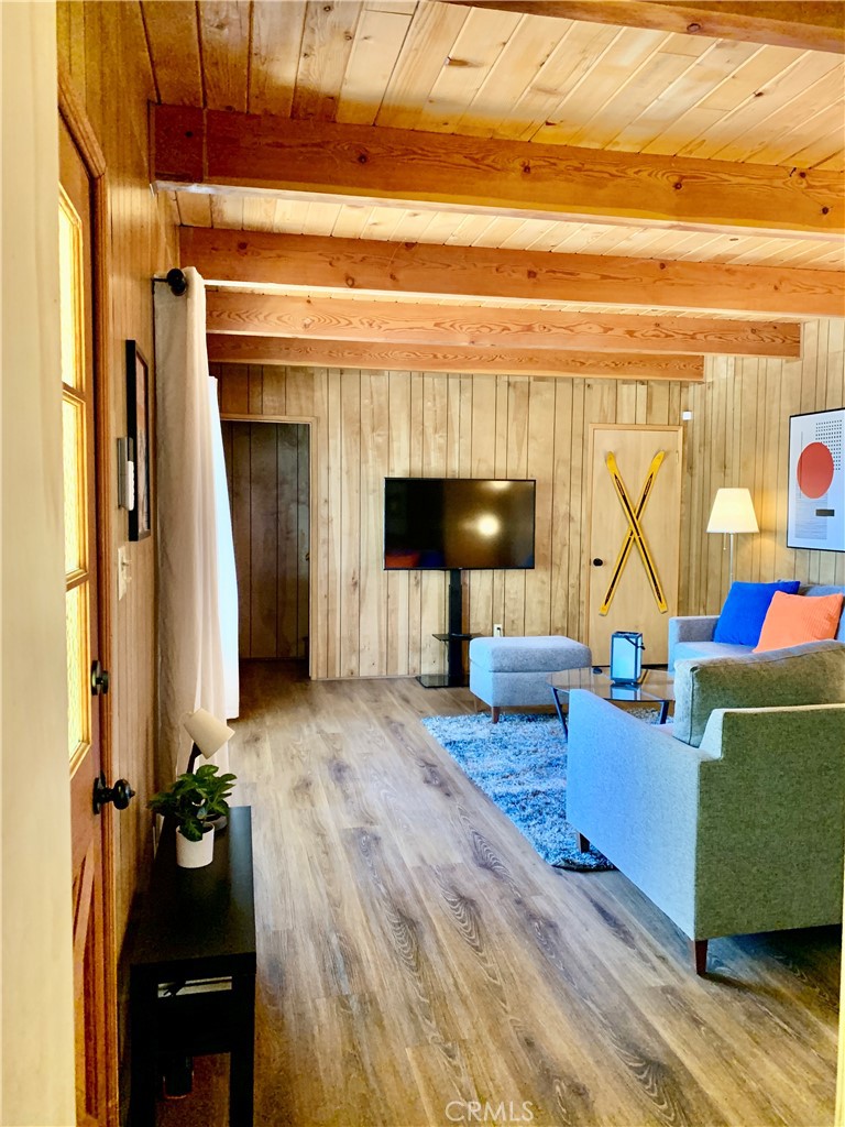 Green Valley Lake (GVLK) - Residential