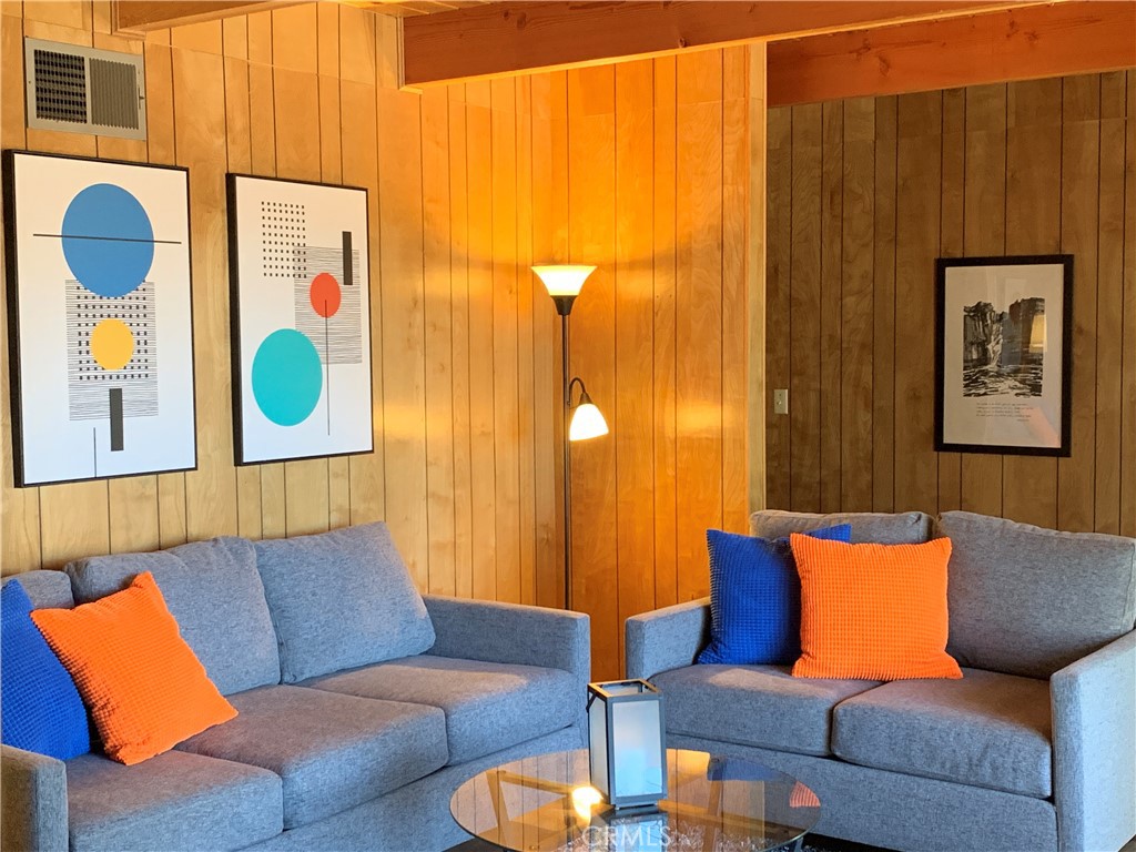 Green Valley Lake (GVLK) - Residential