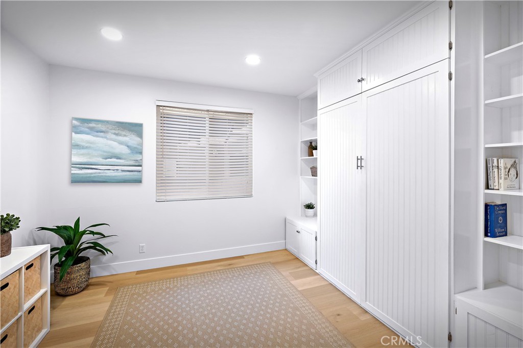 Crestmont (CSM) - Residential Lease