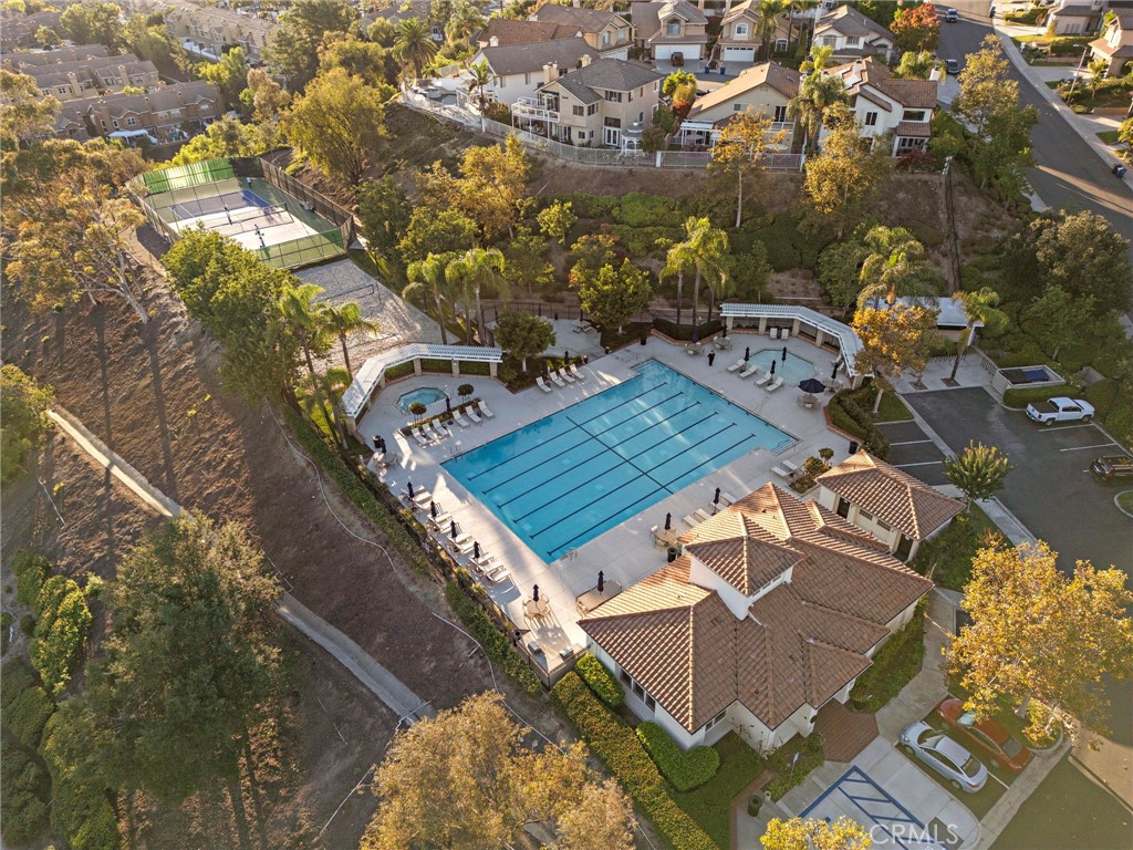 Crestmont (CSM) - Residential Lease