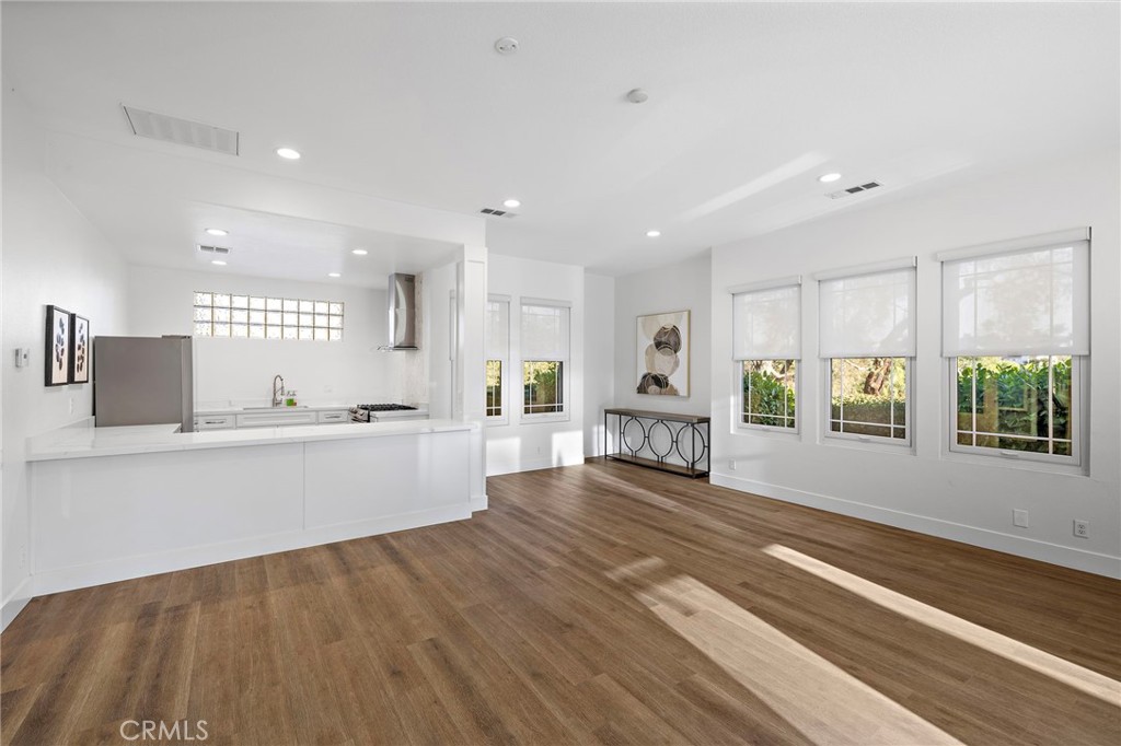 Crestmont (CSM) - Residential Lease