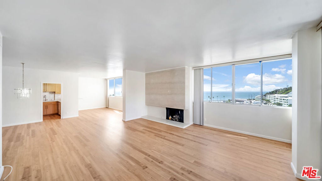 17350 W Sunset Boulevard 506C