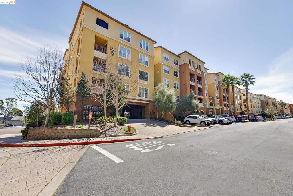 2220 Gellert Blvd 4303
