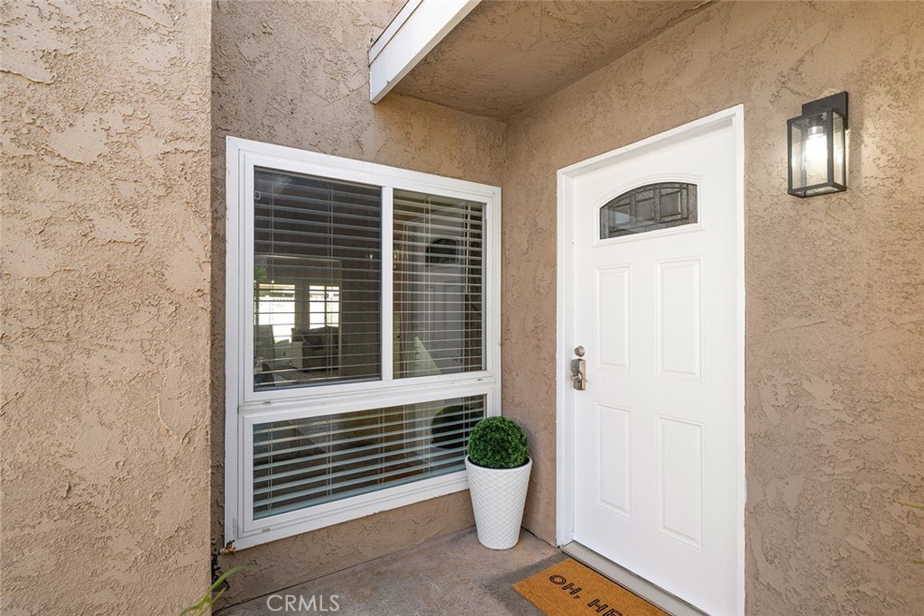 44614 La Paz Road