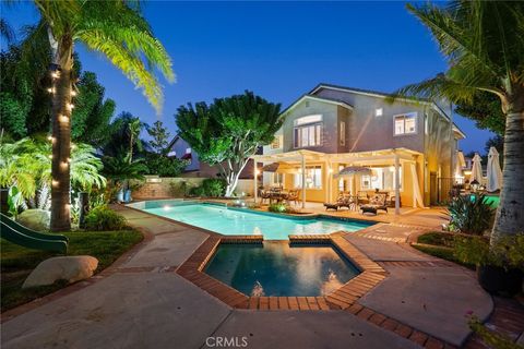 Photo of 30411 Vineyard Ln, Castaic, CA 91384 (MLS # SR25231203)