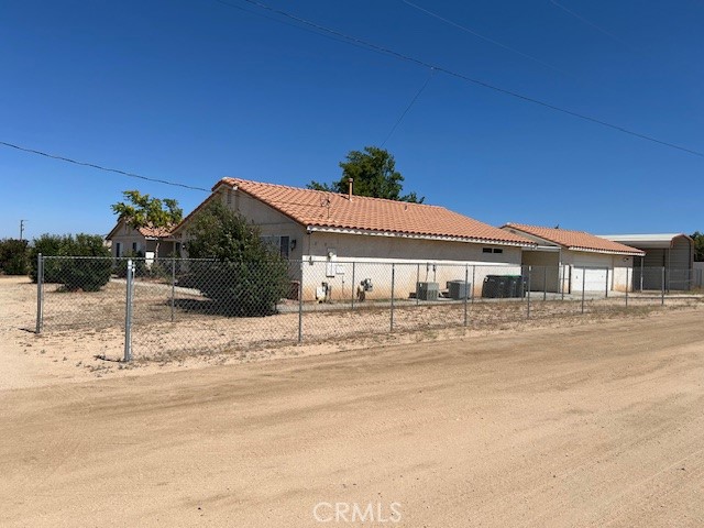7653 Phelan Road