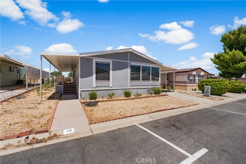 Photo of 5200 Entrar DR #19, Palmdale, CA 93551 (MLS # SR26152243)
