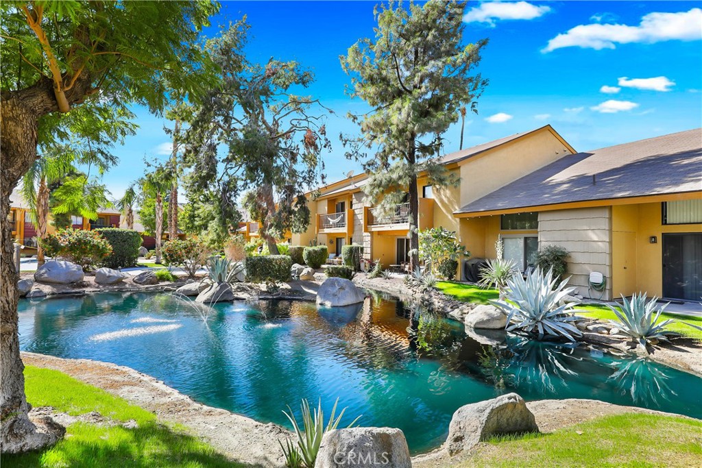 Quail Lakes Racquet Club (31461) - Residential