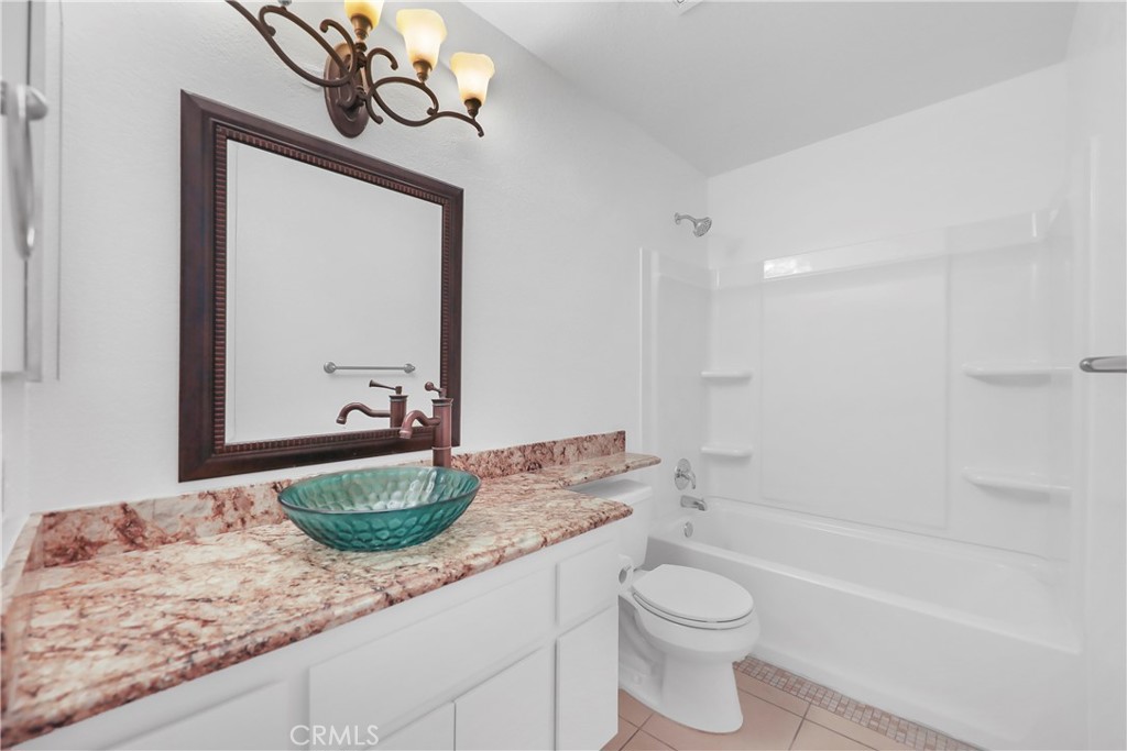 Quail Lakes Racquet Club (31461) - Residential